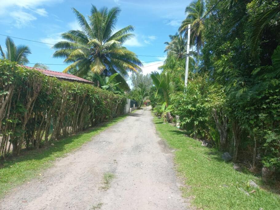 Iolana'S Beach House - Beautiful Home Punaauia  Exterior foto
